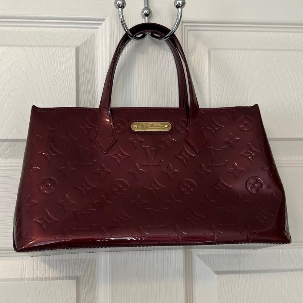 **SALE** LOUIS VUITTON Monogram Vernis (EUC)